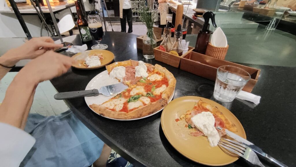 ダナン店　Pizza４p's